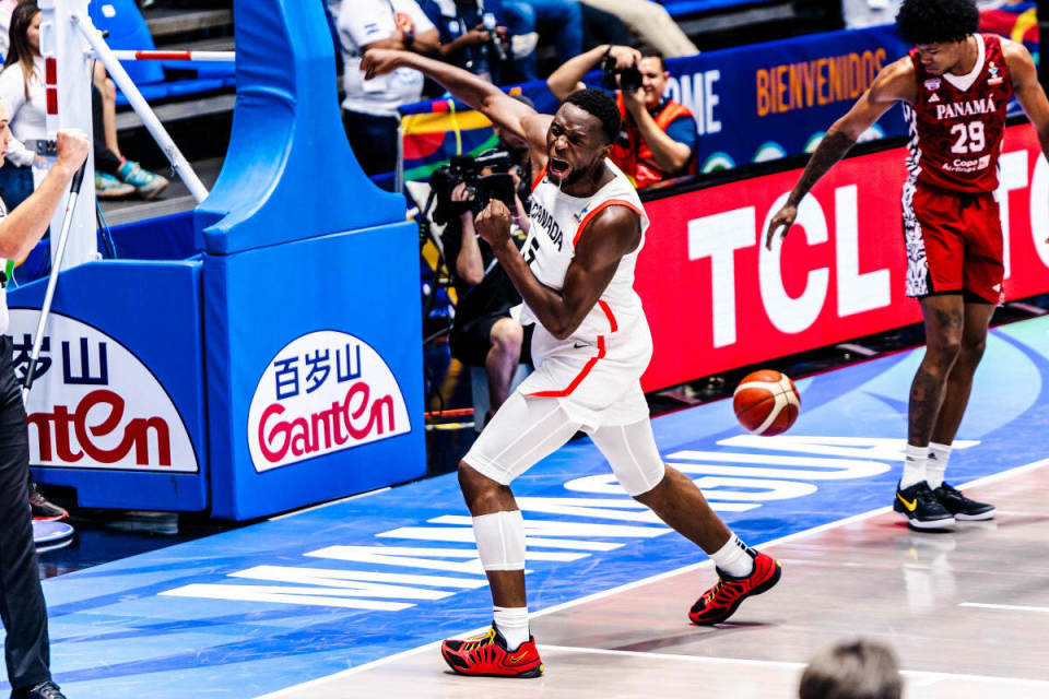 卡本盖莱的, 他也是展现 卡本盖莱的, 他也是展现