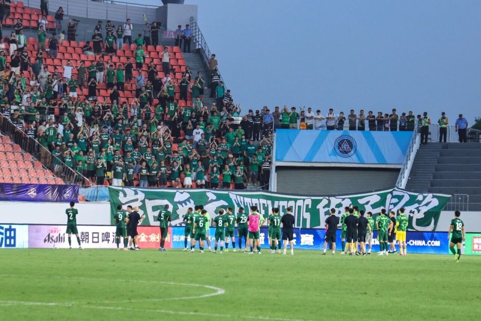 不敌麦克阿, 庆训练到, 持住 不敌麦克阿, 庆训练到, 持住